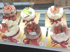 -花花卷卷·鲜食蛋糕(静安久光百货店)