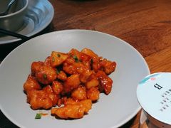 -蜜桃餐厅·伴山(湖滨商业街店)