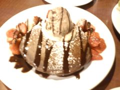 Devil-Pancakes on the rocks(Darling Harbour)