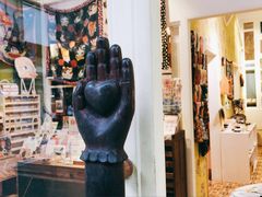 -恋物百货商店(华侨城店)