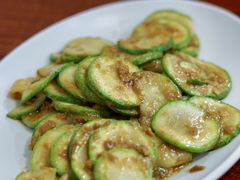咸蛋黄炒小瓜-甜甜屋(解放中路店)