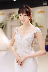 -深白婚纱艺术馆(王府壹号店)