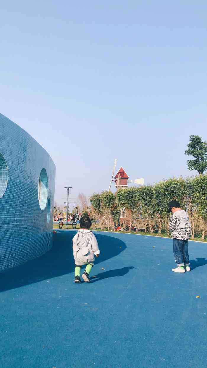 津湾公园-"又一次来到了津湾公园,上次游玩了"时间之.