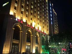 -锦龙国际酒店(天津奥体中心华苑地铁站店)