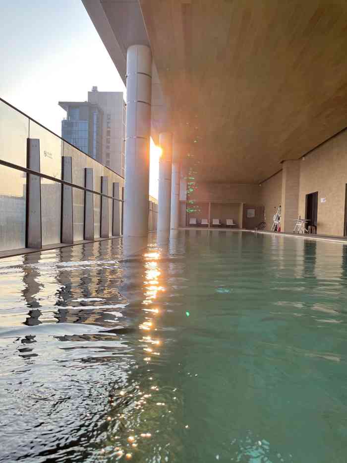 深业上城-"好地方,目前停车免费,洗手间蛮酷,让你找."-大众点评移动版