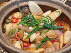 -巴厘龙虾·榜首油焖大虾(音乐学院·沿江酒馆店)