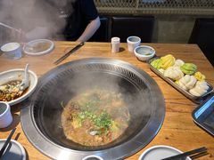 -锅老头海鲜铁锅炖