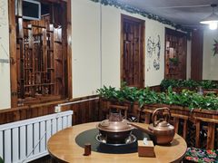 -果松木炭酸菜铜火锅·外婆参鸡汤