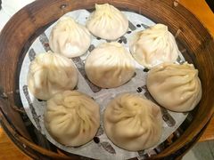 -莱莱小笼·乔艾