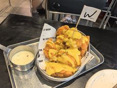 -W COLLECTIVE  DESSERT SHOP