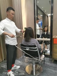 -扎嘎形象设计
