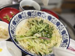 -东兴寒舍老北京炸酱面(三里河路店)