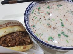 牛肉烧饼（多肉）-穆得·老周家牛肉烧饼(普利街店)