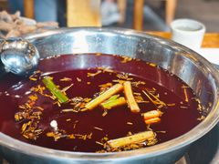 -肖肖酸萝卜鱼火锅(总店)