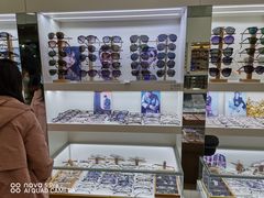 -广州宝岛眼镜武汉和光眼镜市场西区店
