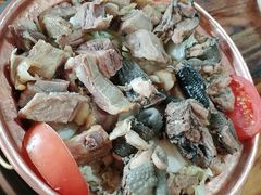 -阿婆情腊排骨火锅(金虹路店)