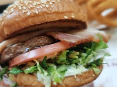 -The Habit Burger Grill 哈比特汉堡(复兴soho店)