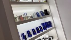 -F.N冻龄皮肤管理中心