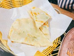 现烙酥脆葱油饼-友乐居羊蝎子(西直门店)