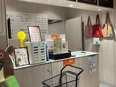 -钟书阁(群光广场店)