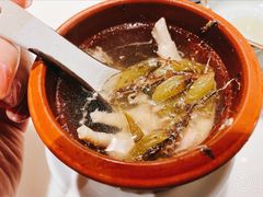 石橄榄炖鸡脚-原味田园·客家菜·土窑鸡(中航城君尚购物中心店)