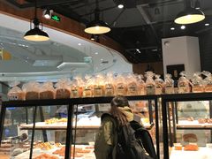 面包甜点陈列柜-格瑞思动物奶油生日蛋糕(圆融店)