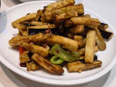 -聚友斋(陶瓷琉璃馆水晶街店)