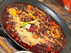 -旧街市鲜货老火锅(大光路店)