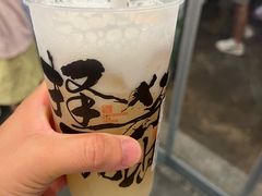 一身有正气-茶颜悦色(岳麓山顶店)