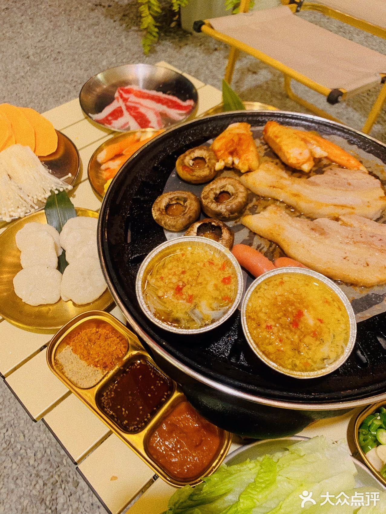 绝了‼️氛围感十足的城市露营烤肉👏