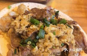 Steamed Pork Tongue and Intestine Noodles