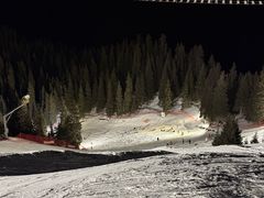 -丝绸之路山地度假区滑雪场
