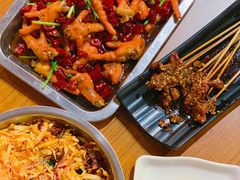-喝丢一只鞋辣炒海鲜小烧烤(三八广场店)
