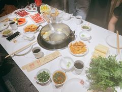 -犇鼎牛潮汕牛肉火锅(新辰里学清路店)