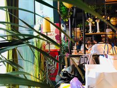 -临界音乐酒馆·小龙虾·江湖菜(华熙LIVE·鱼洞店)