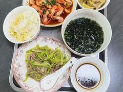 -爱的果实月嫂育婴师(世纪东方店)
