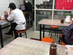 -曼曼汤包(建国西路店)