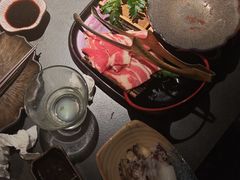 -铭牛烧肉·和牛海鲜自助(高新月牙湖店)