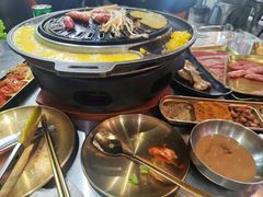 -胡悦里韩式烤肉(芝罘万达广场店)