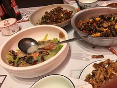 -客家大院·非遗赣南客家菜(郁孤台店)