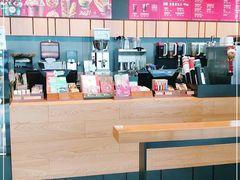 -星巴克(广州南站A18检票口楼上)