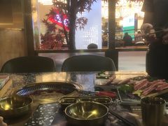 -黑牛の場烤肉(摩天活力城店)