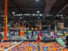 -Tenker Club弹刻极限主题公园 · 蹦床 · 团建 · 生日派对(大关店)