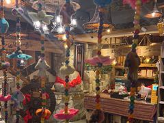 -老牌坊云南鱼豆花火锅(爱建店)