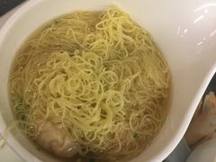 -新大咀港式茶餐厅(宝山万达店)
