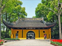 -灵岩山风景区