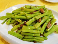 啫啫空心菜梗-盛记顺德高佬猪杂粥