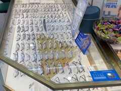 -世纪大明眼镜·林德伯格·蔡司官方授权店(武昌旗舰店)