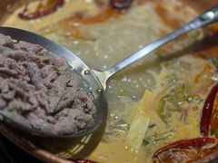 -洱火云南酸菜牛肉火锅(石景山当代商城店)