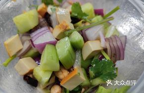 Shengsheng's Drinking Snack